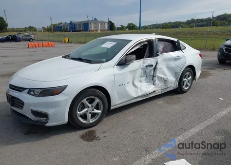 2017 Chevrolet Malibu Ls z USA, uszkodzony, nr VIN 1G1ZB5ST3HF108927